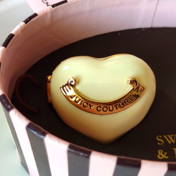 Juicy Couture Opalescent Sweet Box Heart 💝 Earrings Never Removed From 🎁 NWT - Picture 2 of 10